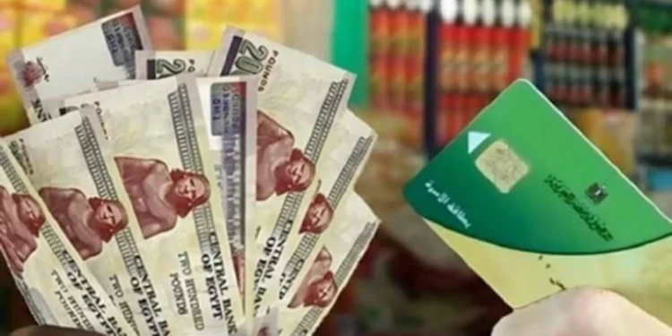 مدبولي يتابع آلية التحول إلى الدعم النقدي للسلع .. آليات جديدة لاختيار الأسر المستحقة
