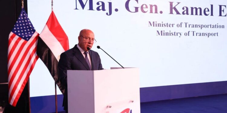 خطة مصر لتطوير الموانئ والنقل البحري.. 8 ممرات لوجستية و40 سفينة بحلول 2030