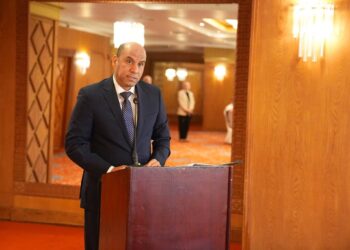 العمل: التشريعات العمالية في مصر تواكب المعايير العربية والدولية وتعزز استقرار سوق العمل