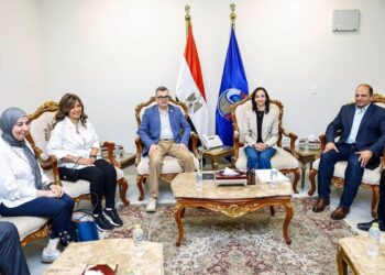 وزير التخطيط يتفقد مشروعات البحيرة ويؤكد توفير التمويل اللازم لتنفيذ الخطة الاستثمارية