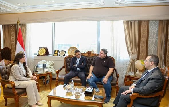 وزيرة الإسكان تبحث مع رئيس مؤسسة GTO العالمية تعزيز التسويق للمشروعات العقارية المصرية