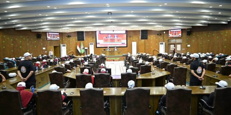 200 طالب بجامعة القاهرة يتعرفون على احتياجات سوق العمل وفرص الاستثمار والتمويل والتجارة الخارجية