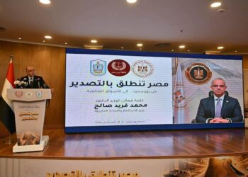 «مصر تنطلق بالتصدير» من بورسعيد.. خطة حكومية لتوسيع قاعدة المصدرين وفتح أسواق جديدة
