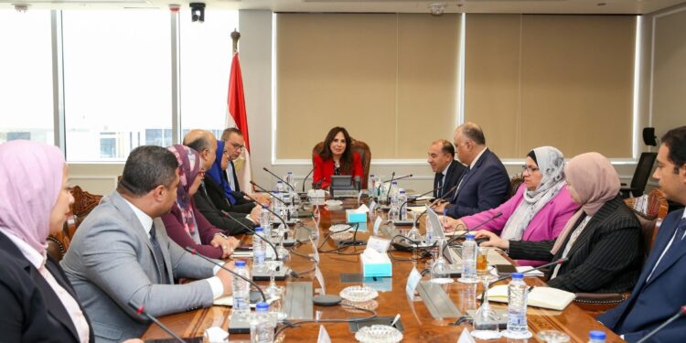 وزيرة الإسكان تتابع تطوير الموقع الإلكتروني للوزارة وتوجه بتعزيز الخدمات الرقمية