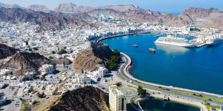 سلطنة عُمان ممثلًا لقارة آسيا في اجتماع البنك الدولي لسياسات النقل في أفريقيا
