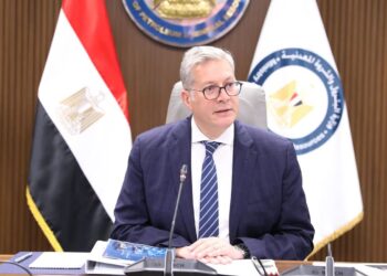 وزير البترول يعلن طرح المزايدة العالمية لعام 2026 للبحث عن البترول والغاز في 14 منطقة