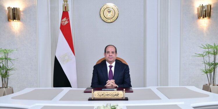 انتصار جديد للمرأة المصرية وأطفالها .. السيسي يضع تنفيذ أحكام النفقة على أولوية العدالة