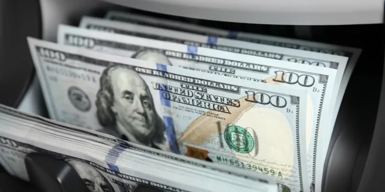 سعر الدولار اليوم الأحد .. استقرار العملة الأمريكية بالبنوك المصرية
