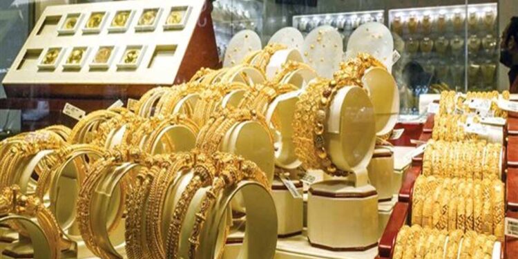 سعر الذهب اليوم الخميس .. العالم يترقب بيانات الوظائف الأمريكية